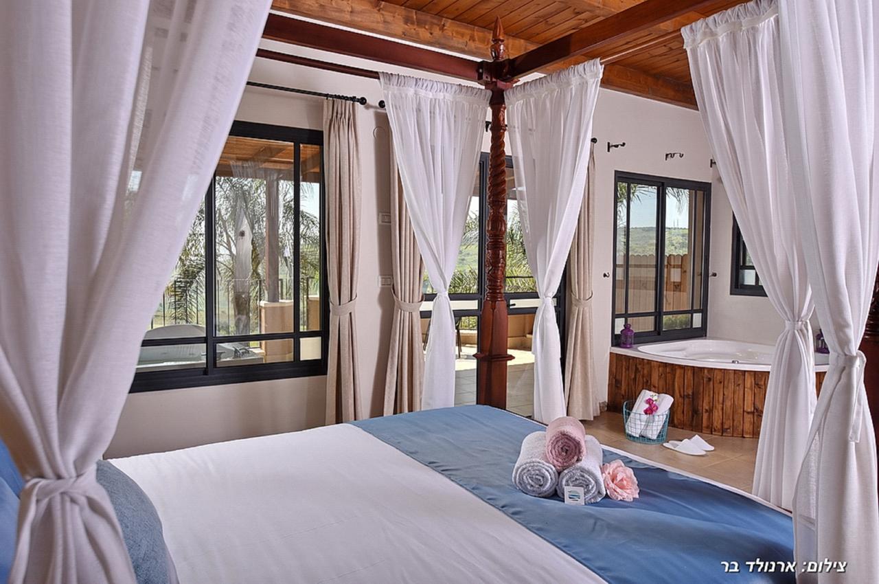 Lake Of Legends Villa Livnim Ngoại thất bức ảnh